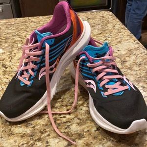 Women’s saucony kinvara running shoes 8.5